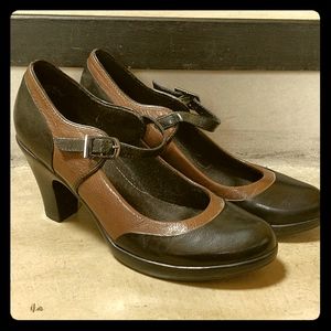 Clarks Heels, Leather Upper, Light Brown and Black